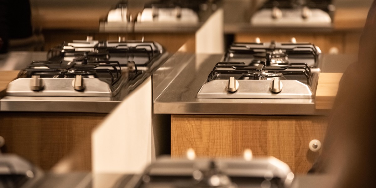 Designing a Kitchen with Built-In Oven and Microwave: A Comprehensive Guide