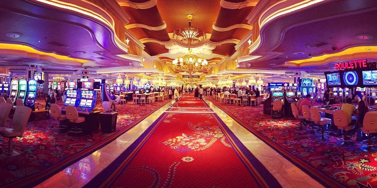 Viaggio tra i Templi del Gioco: I Casinò più Iconici
